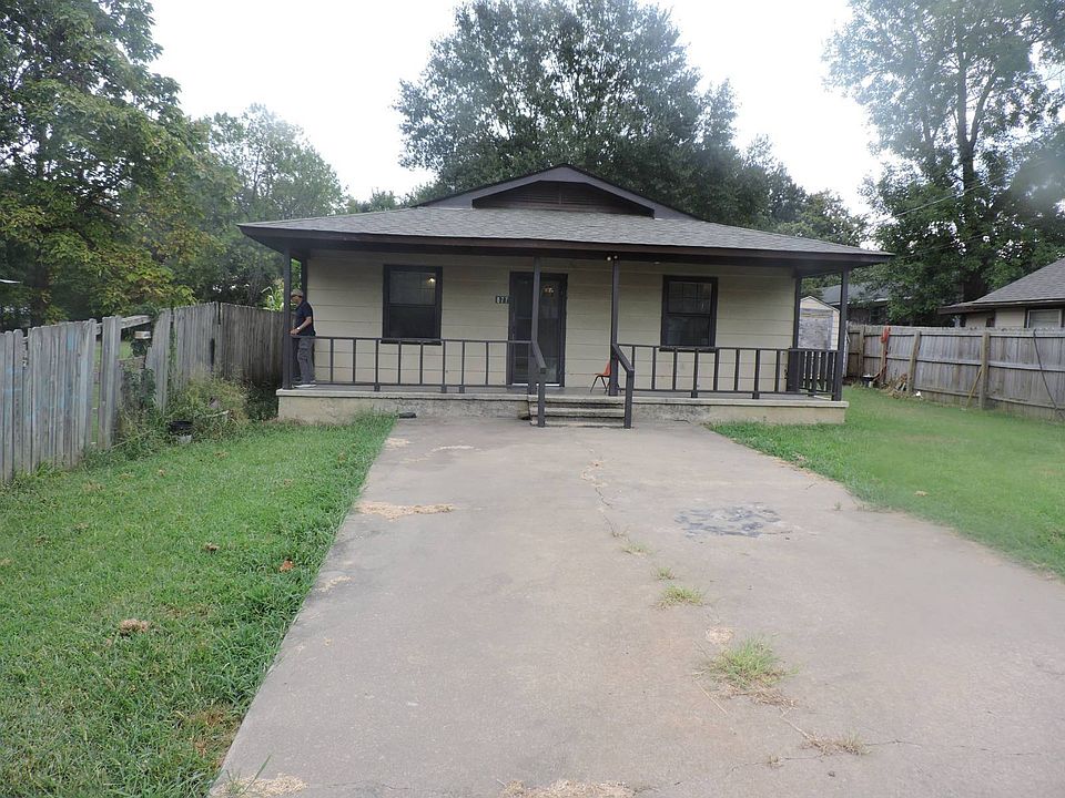 1st image of 877 Pine St