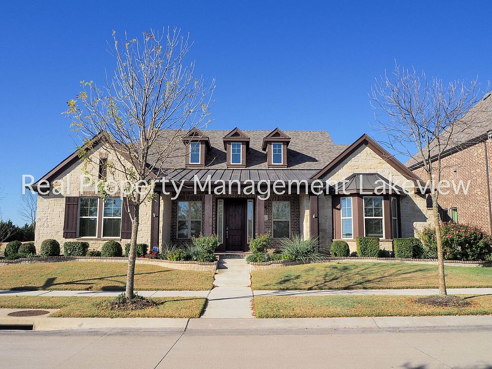 1st image of 1301 5th St