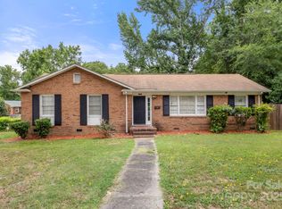 2121 Milton Rd, Charlotte, NC 28215