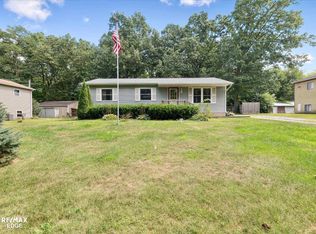 15151 Cisco Dr, Linden, MI
