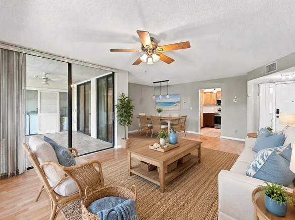 2541 N Carambola Circle #1832, Coconut Creek, FL 33066