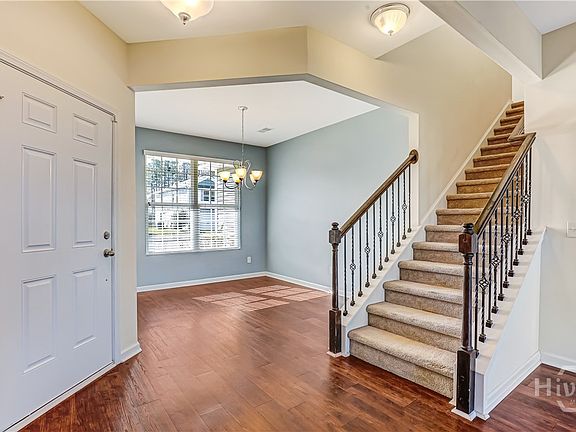 4th image of 359 Southwilde Way