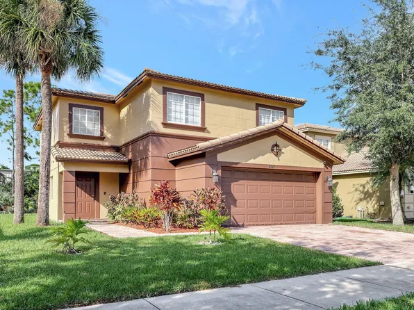 2069 SW Marblehead Way, Port St Lucie, FL 34953