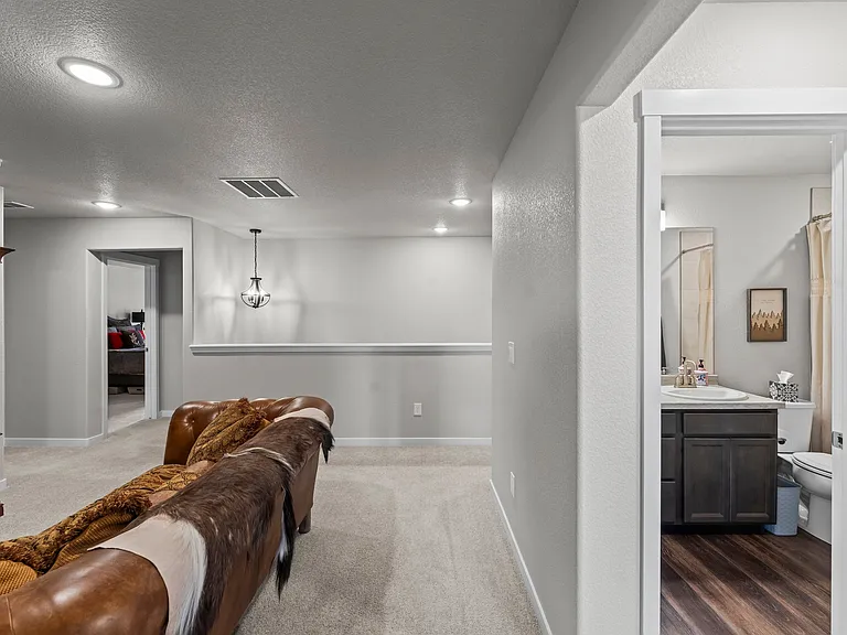 5204 Roundhouse Dr — Photo 26