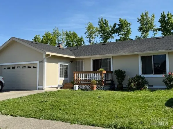 2560 Campbell Drive, Santa Rosa, CA 95407