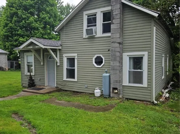 2656 Division Ln, New London, OH 44851