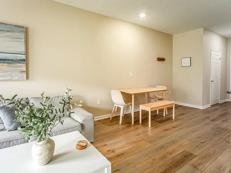 34 Great Star Ct — Photo 6