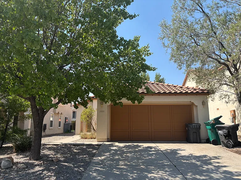 1024 Waterfall Dr NE — Photo 11