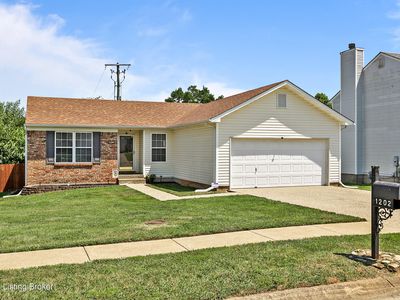 1202 Cedar Springs Pkwy, La Grange, KY, 40031