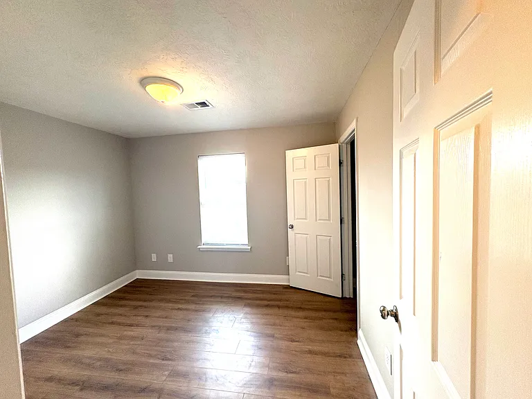 2812 Cranbrook Dr — Photo 18