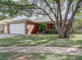 5735 94th St, Lubbock, TX 79424