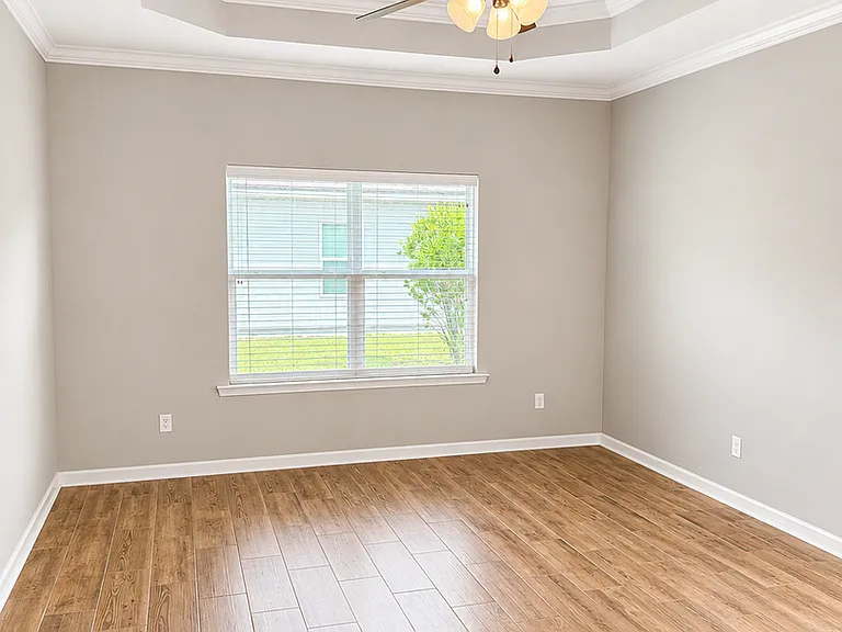 103 Marshall Ct — Photo 9
