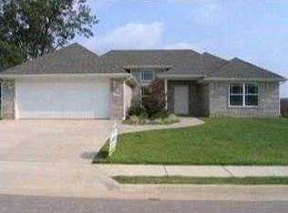 131 Beasley Dr, Centerton, AR 72719