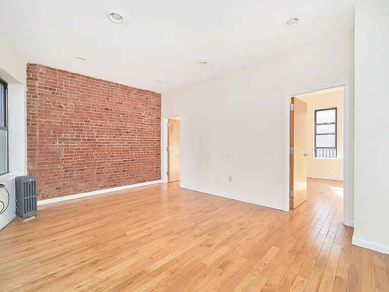 575 W 177th St #54 — Photo 3