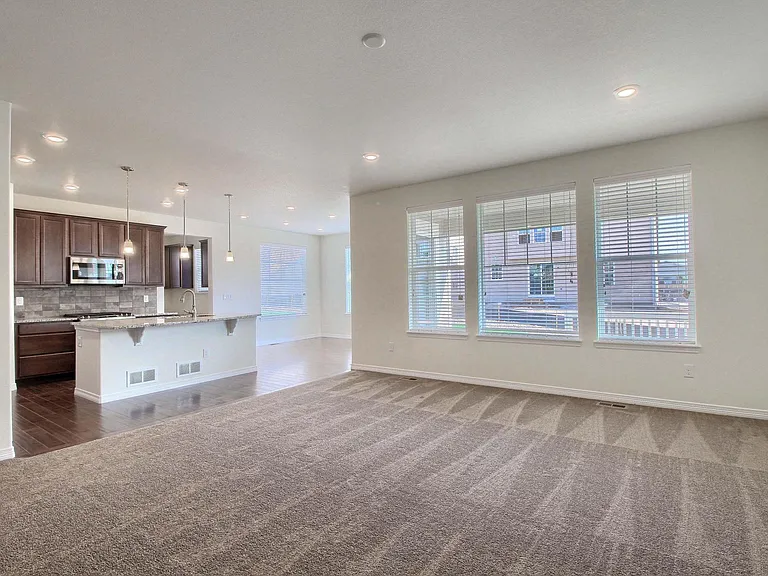 14776 Oslo Ave — Photo 5