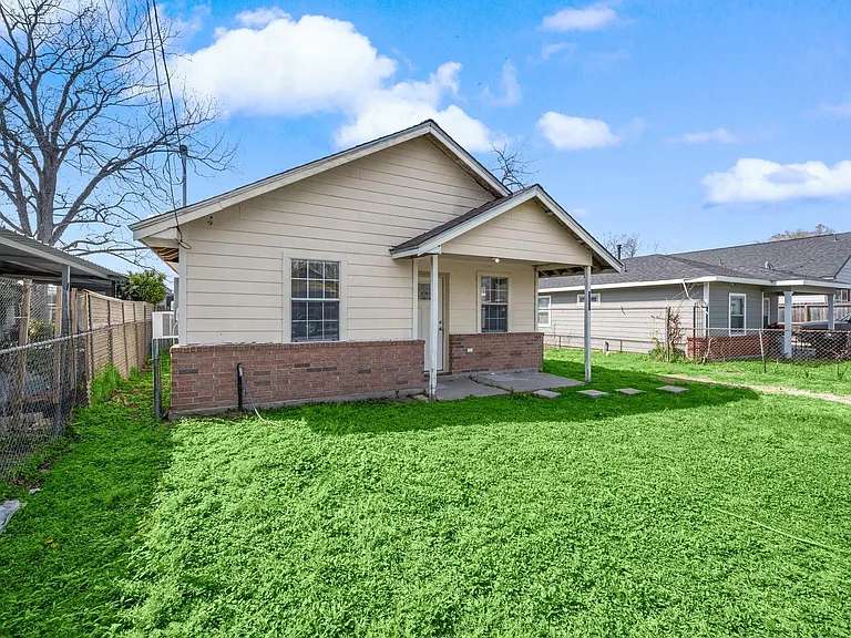 5607 Barton St — Photo 3