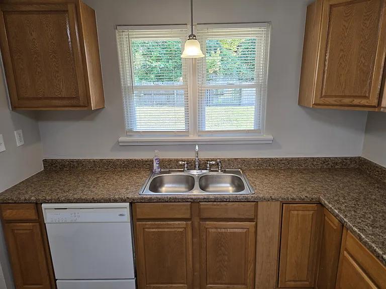 3431 Fullerton Ave — Photo 22