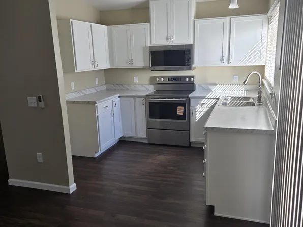 37B Gold Run Dr #37B, Saint Peters, MO 63376