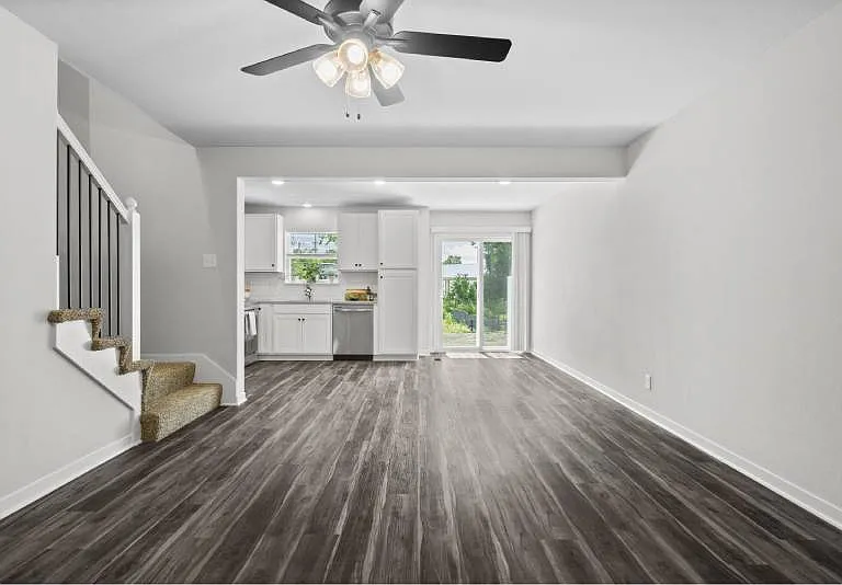 Oak Woods Townhomes — Photo 73