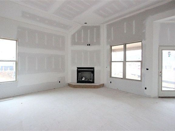 5th image of 318 Nichols Vale Ln #318