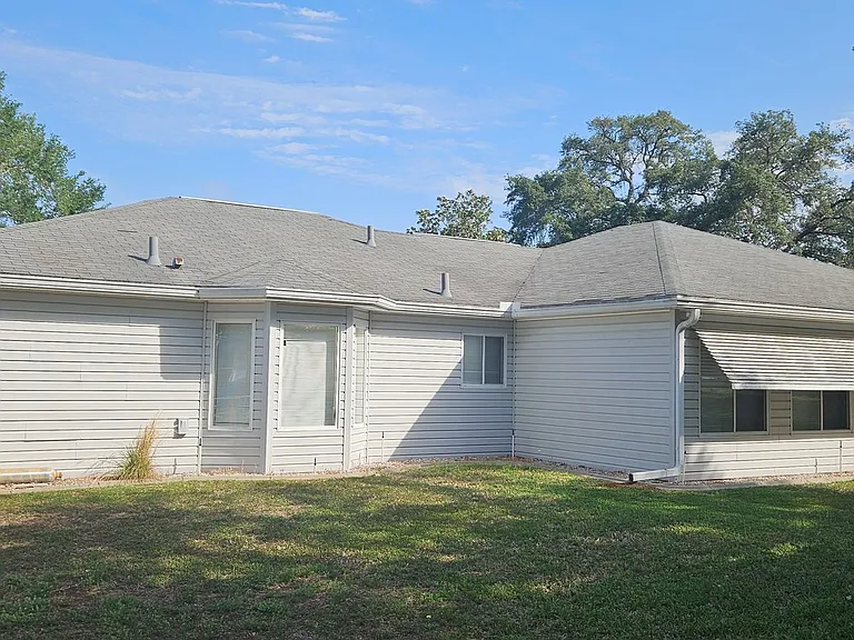 13761 SW 115th Cir — Photo 31