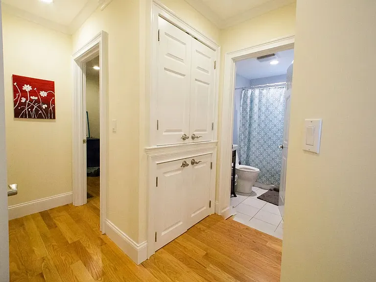 33 Beaconsfield Rd #1 — Photo 11