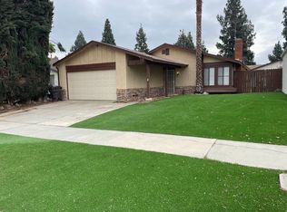 10200 Mandalay Ct, Riverside, CA 92503
