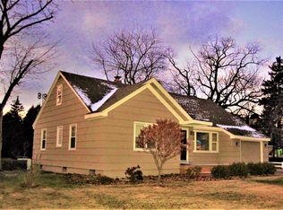 5874 Saint Joseph Ave, Stevensville, MI 49127