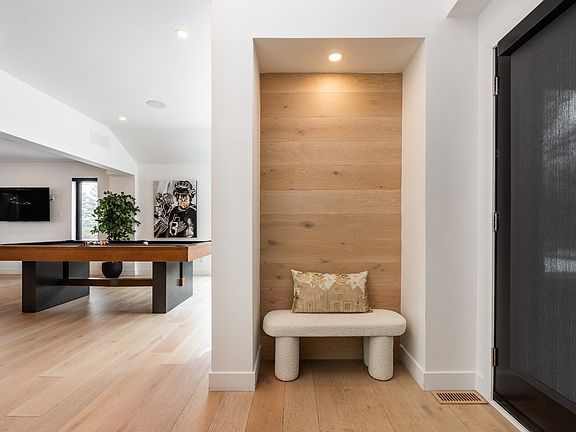5th image of 1215 Rue Jean Vincent