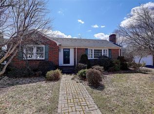 40 Superior View Blvd, North Providence, RI 02911