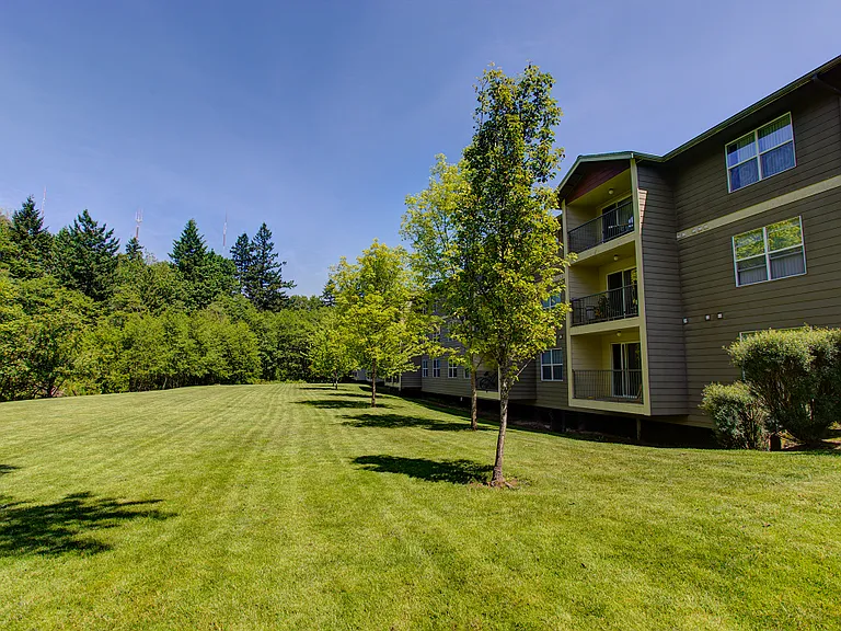 Commons at Sylvan Highlands Apartments — Photo 11