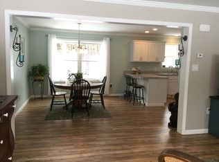 408 Miller Rd, East Greenbush, NY 12061