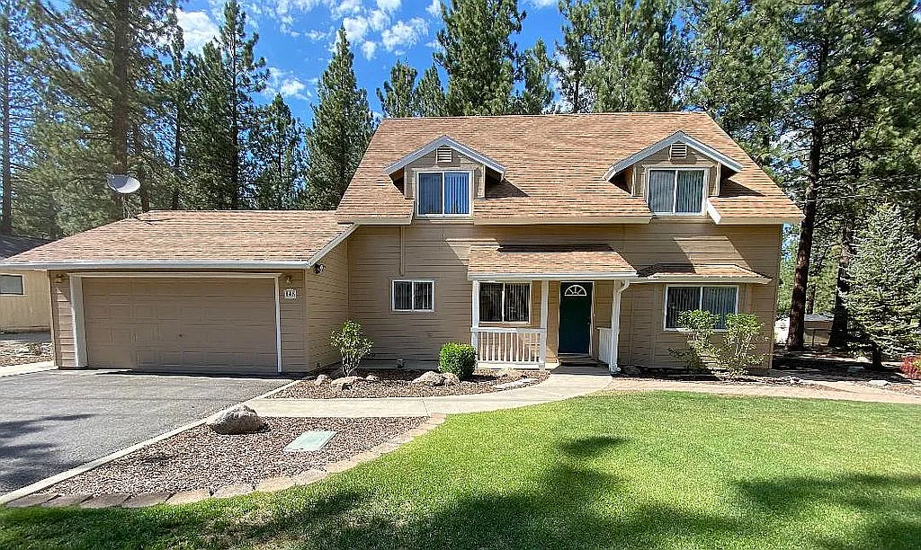 145 Joy Way photo 1