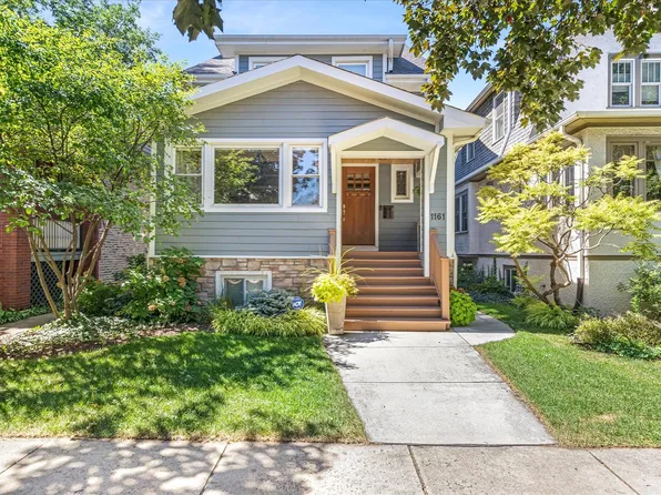 1161 S Grove Ave, Oak Park, IL 60304