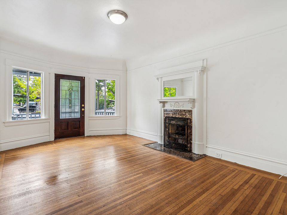 Renovated Spacious Living Room