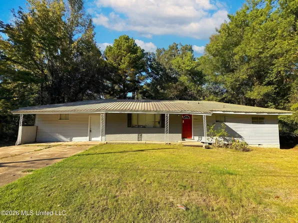 5610 Magnolia Dr, Jackson, MS 39209