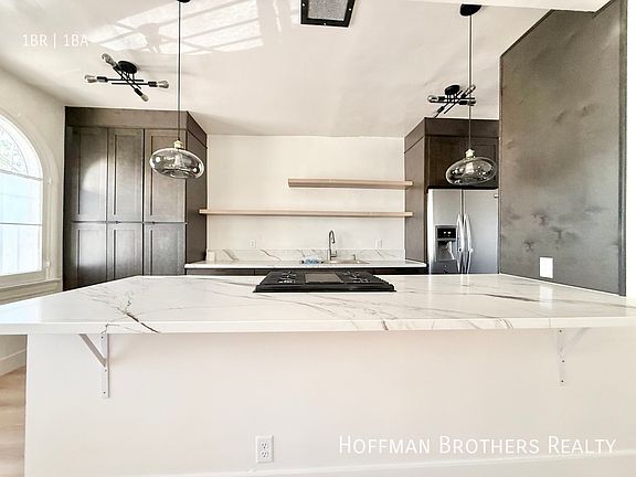3rd image of 300 N Bonnie Brae St APT 103
