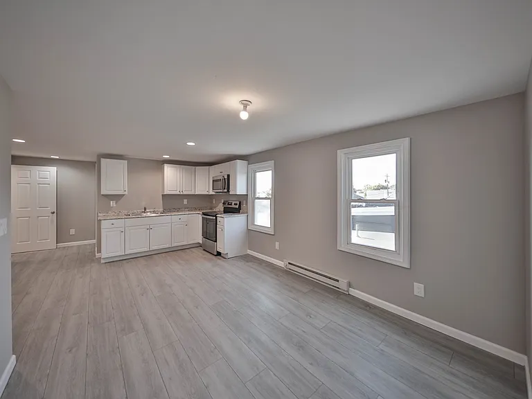 427-431 E Central Ave #431B — Photo 9