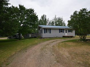 415 Sheridan St, Oconto Falls, WI 54154
