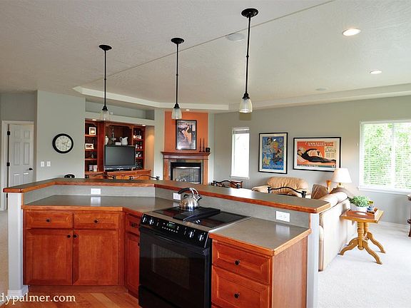 5th image of 5814 Prospect Dr