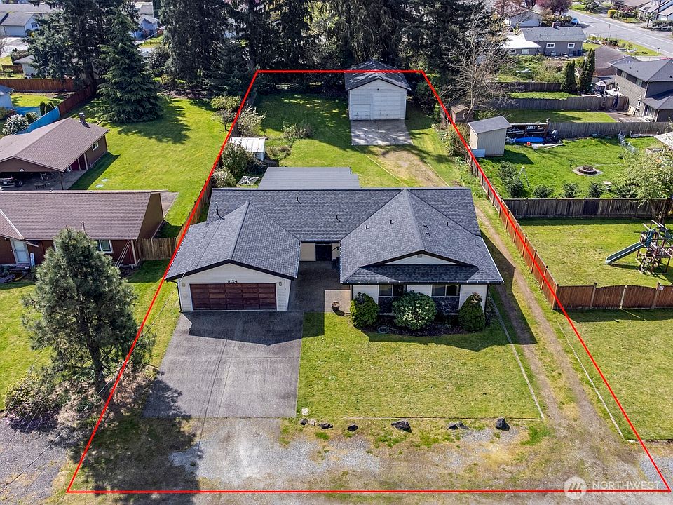 1st image of 5124 77 Place NE