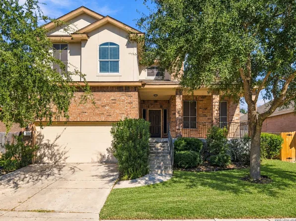 210 RALEIGH DR, Cibolo, TX 78108
