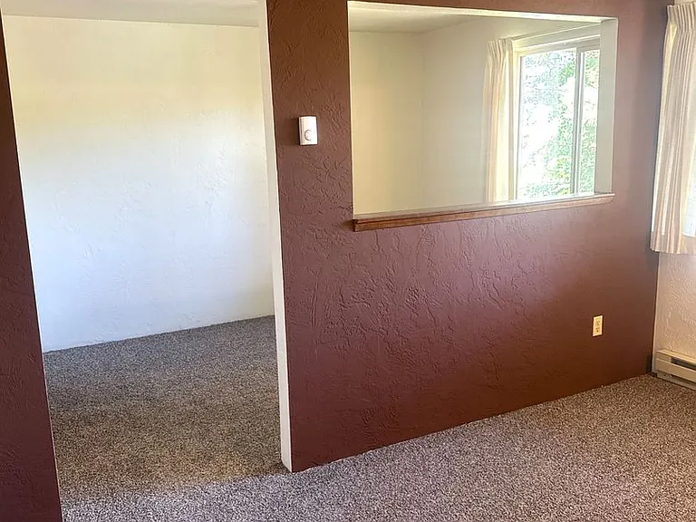 775 SW Washington Ave — Photo 25