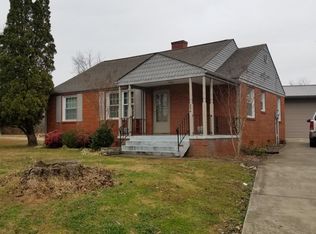 854 E Hunt Rd, Alcoa, TN 37701