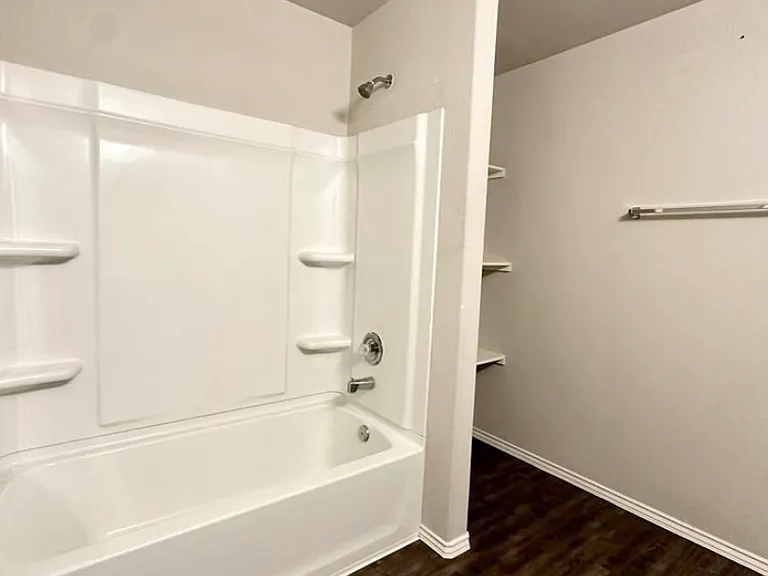 4310 Whisky River Dr — Photo 17