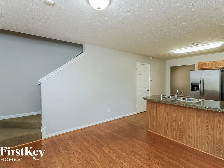 813 Winsap Dr — Photo 6