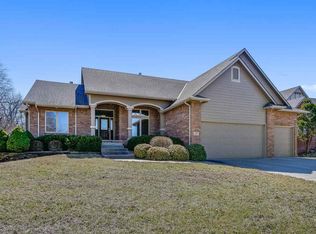 2001 N Glen Wood Ct, Wichita, KS 67230