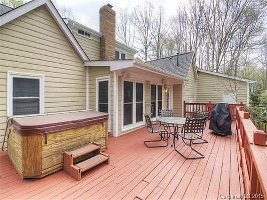 3rd image of 2300 Harefield Ln
