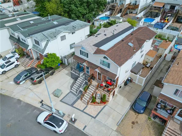 49 Lewiston Street image 10 of 45