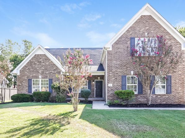 1811 Potters Ct